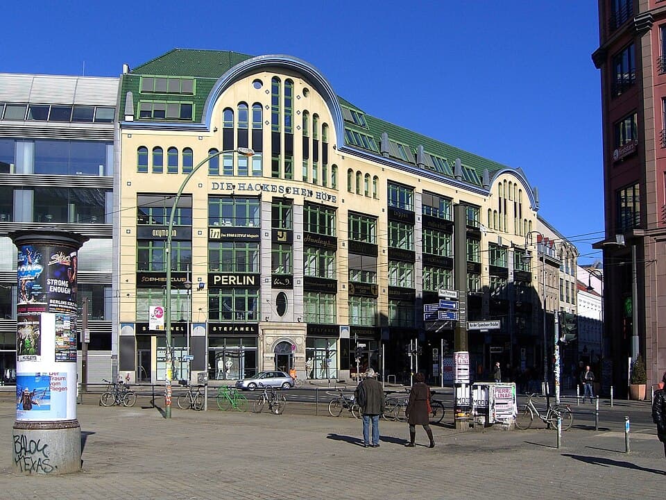 Hackescher Markt Area