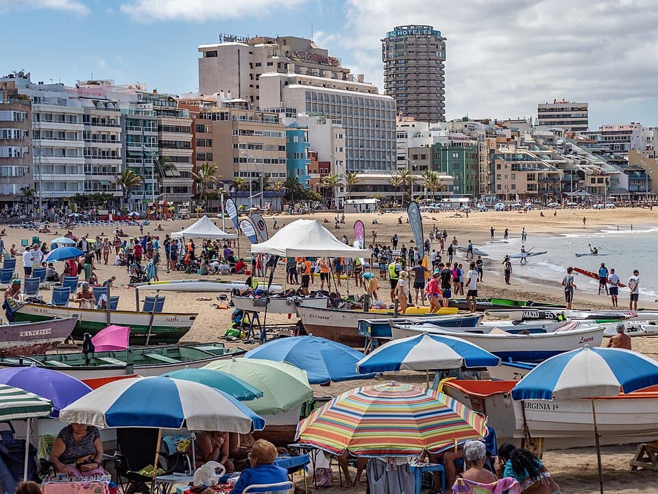 Las Palmas: La Isleta, Port History & Las Canteras