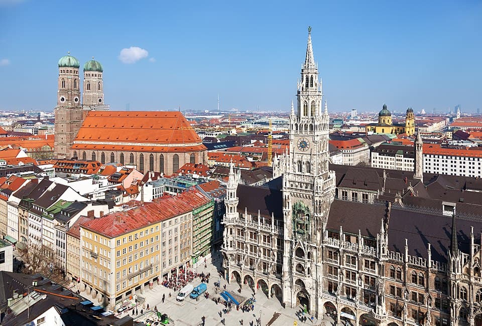 Munich: Art, Memory, and Modern Architecture Walk