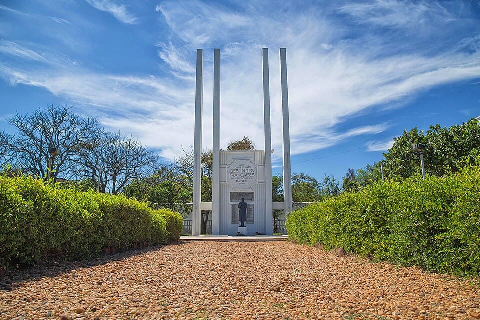Overseas Combatants Memorial