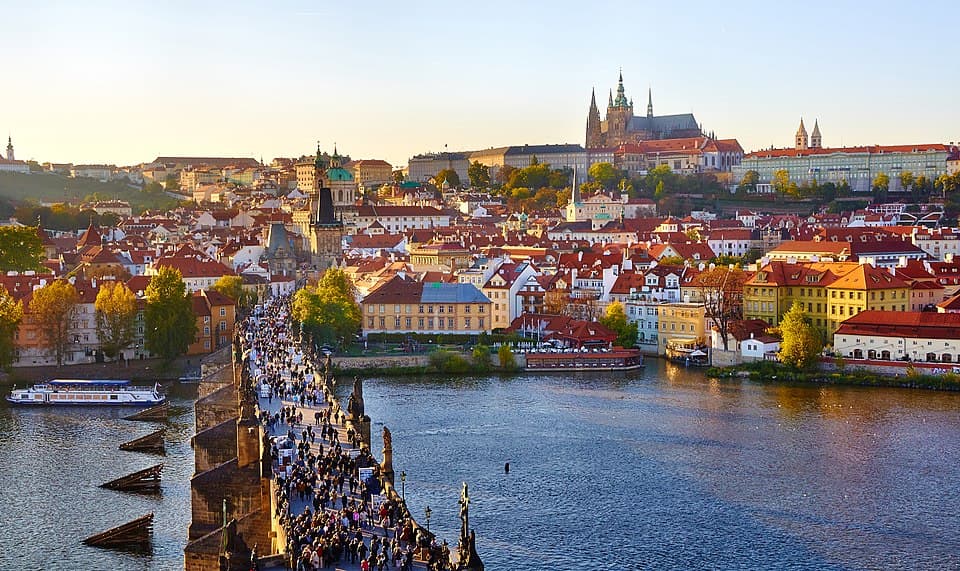 Prague Old Town & Jewish Quarter: History and Heritage