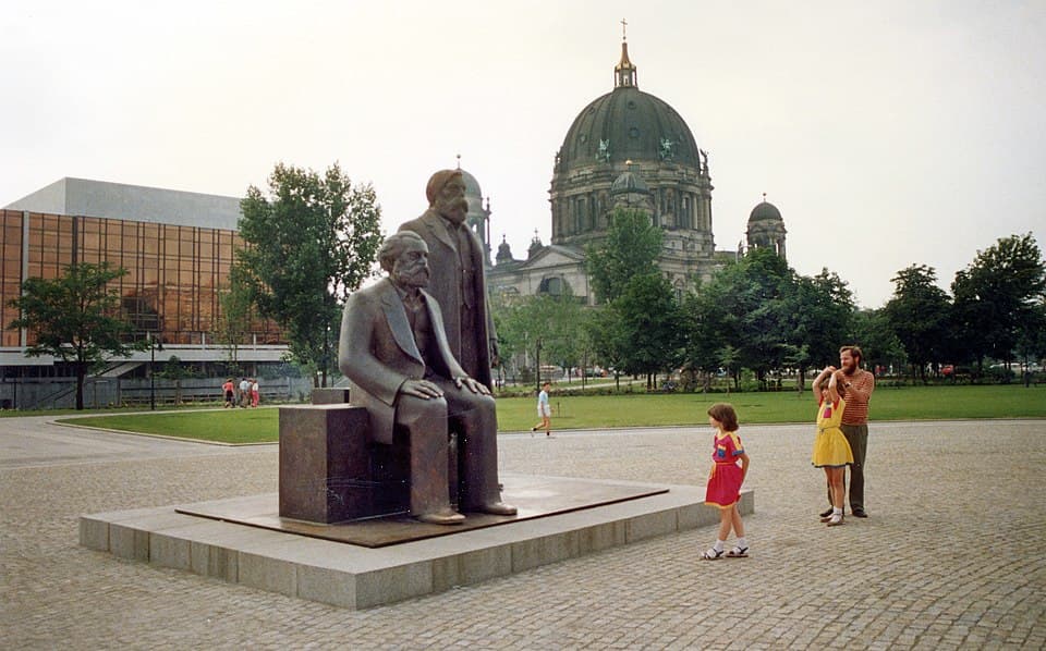 Rotes Rathaus and Marx-Engels-Forum